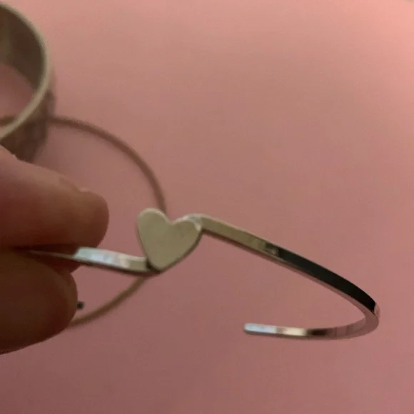 Three bracelets - Picture 6 of 6